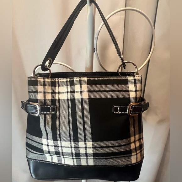 Tommy Hilfiger Black and White Vintage Shoulder Bag with Plaid Design - Picture 1 of 11